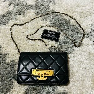 Authentic Chanel crossbody with Authenticity Card